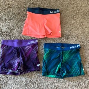 Nike Pro Bundle!!
